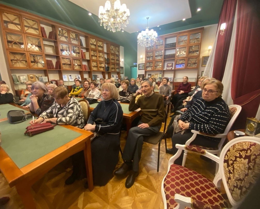 «Усадебные истории» прошли накануне в Вологодской областной библиотеке